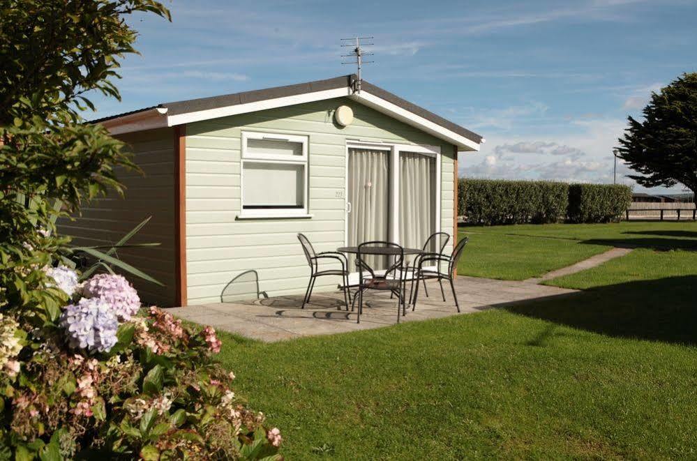 Atlantic Bays Holiday Park Padstow Exterior foto