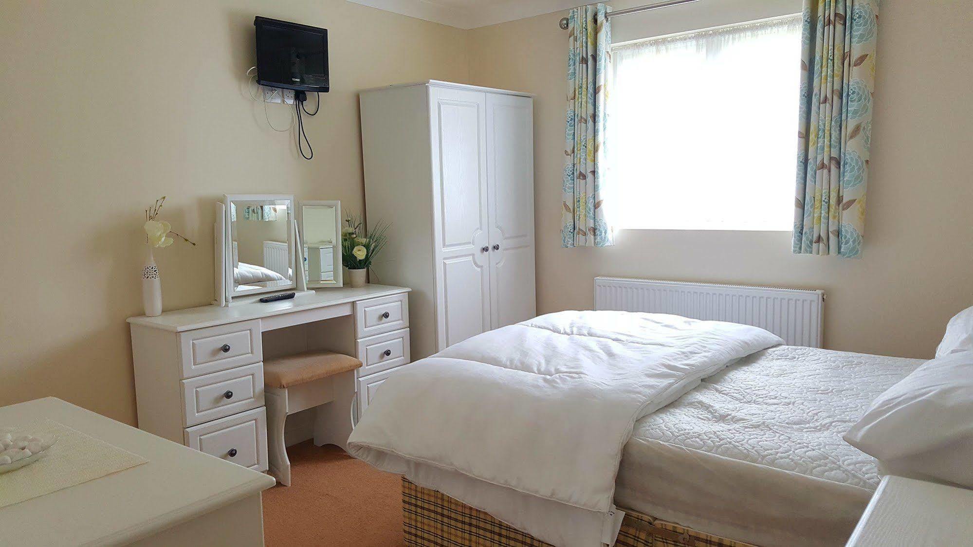 Atlantic Bays Holiday Park Padstow Exterior foto