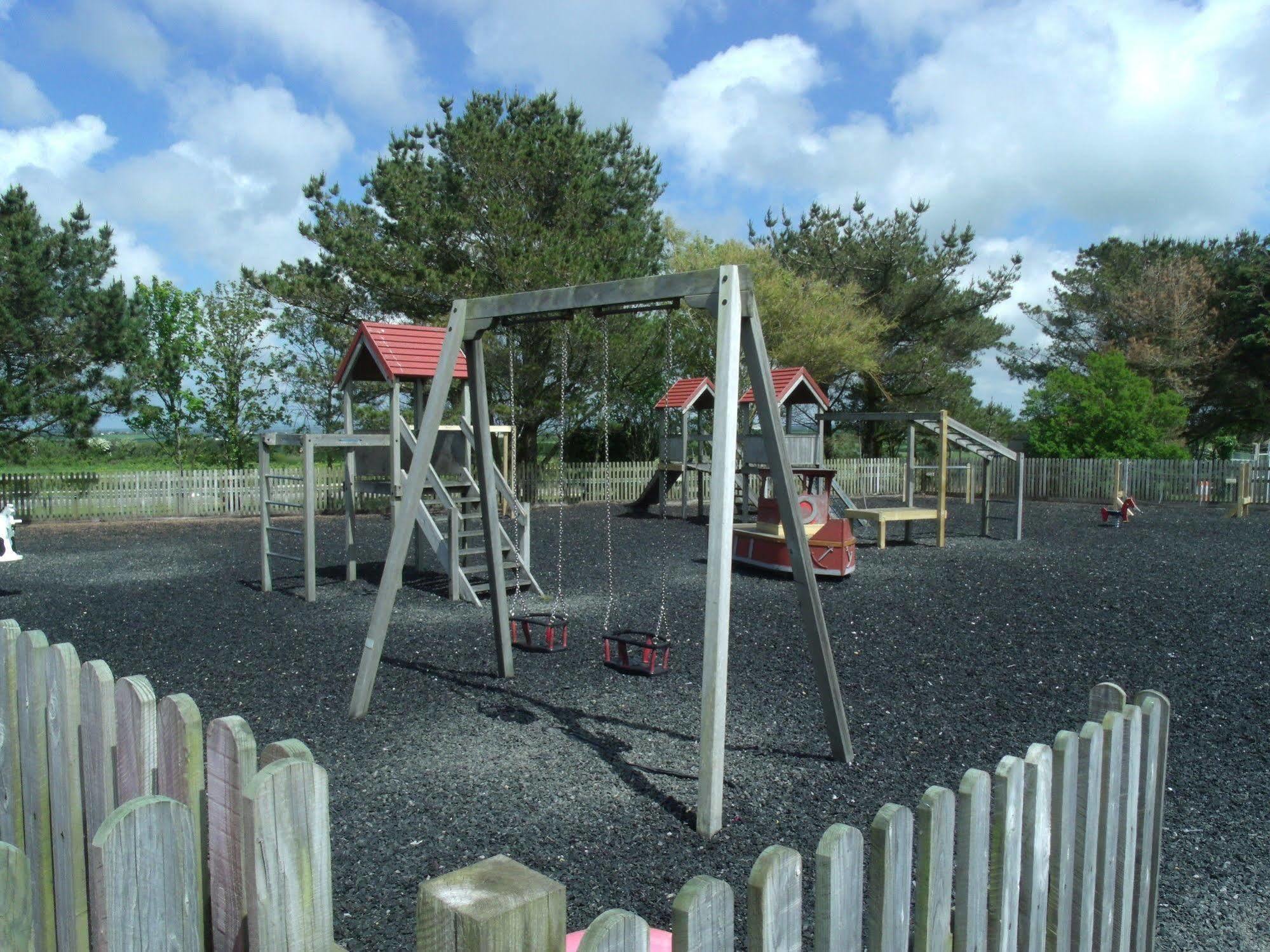 Atlantic Bays Holiday Park Padstow Exterior foto