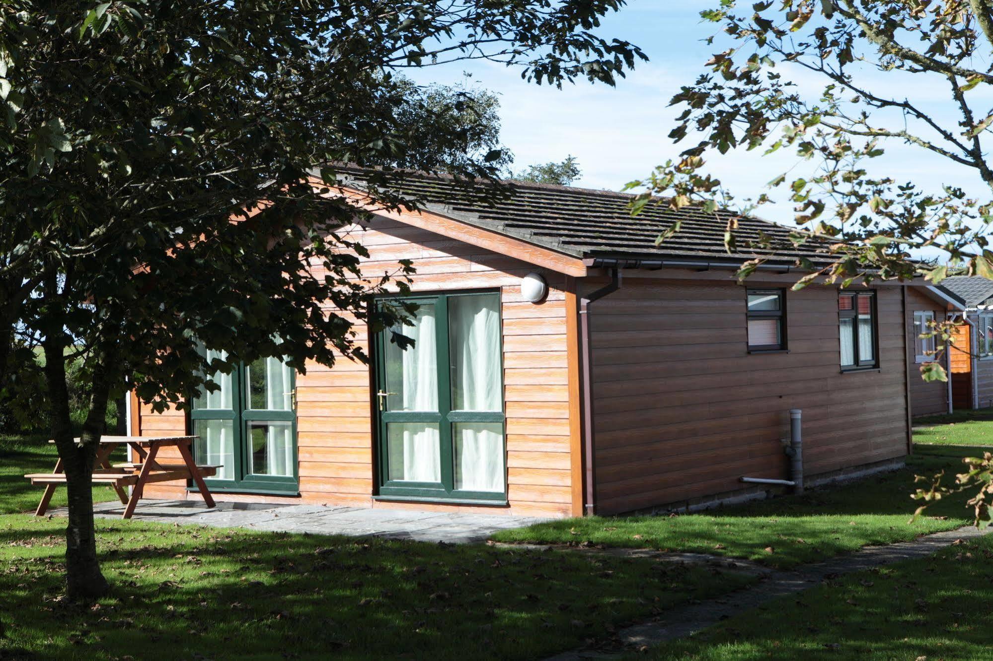 Atlantic Bays Holiday Park Padstow Exterior foto